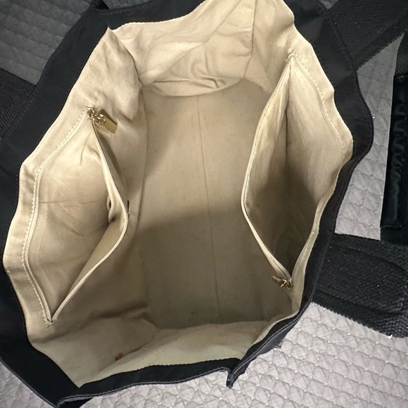 Tory Burch Tote Bag - Picture 5 of 12